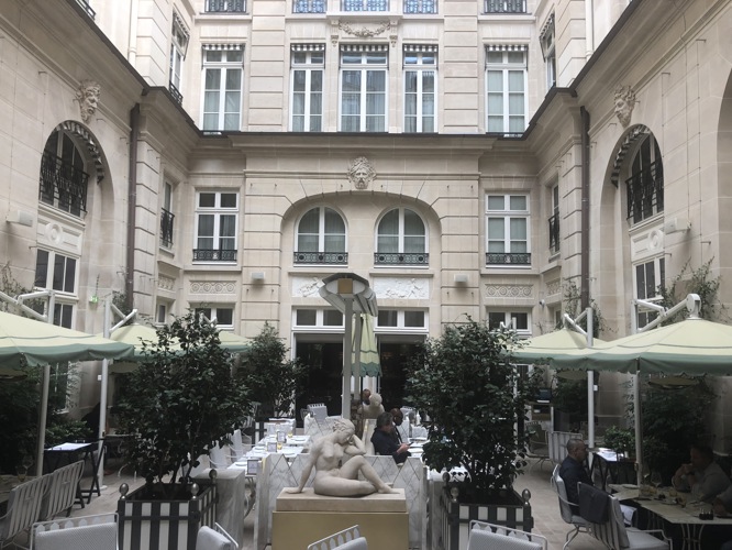 Courtyard restaurant at The Hôtel de Crillon  in Paris