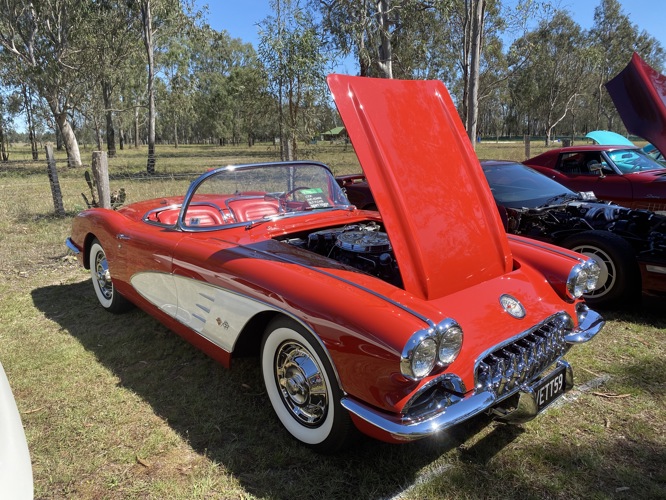 Fully restored 1961 Corvette 