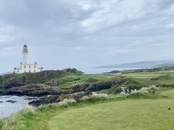 Famous par 3 at Trump Turnberry - 5 wood from the back tees!