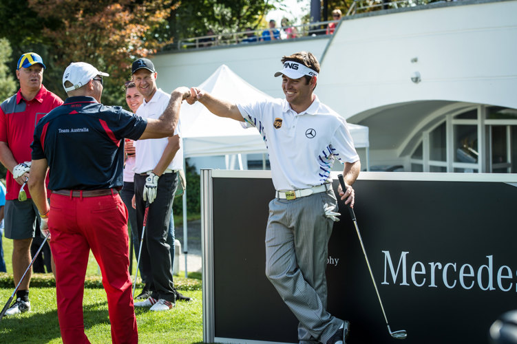 Hi five with Louis Oosthuizen
