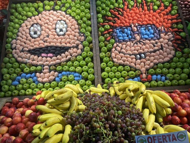 Amzing fruit market in Montevideo