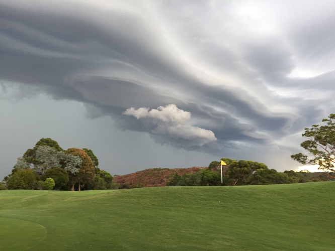 Awesome Cloud formation at Elanora Golf Club